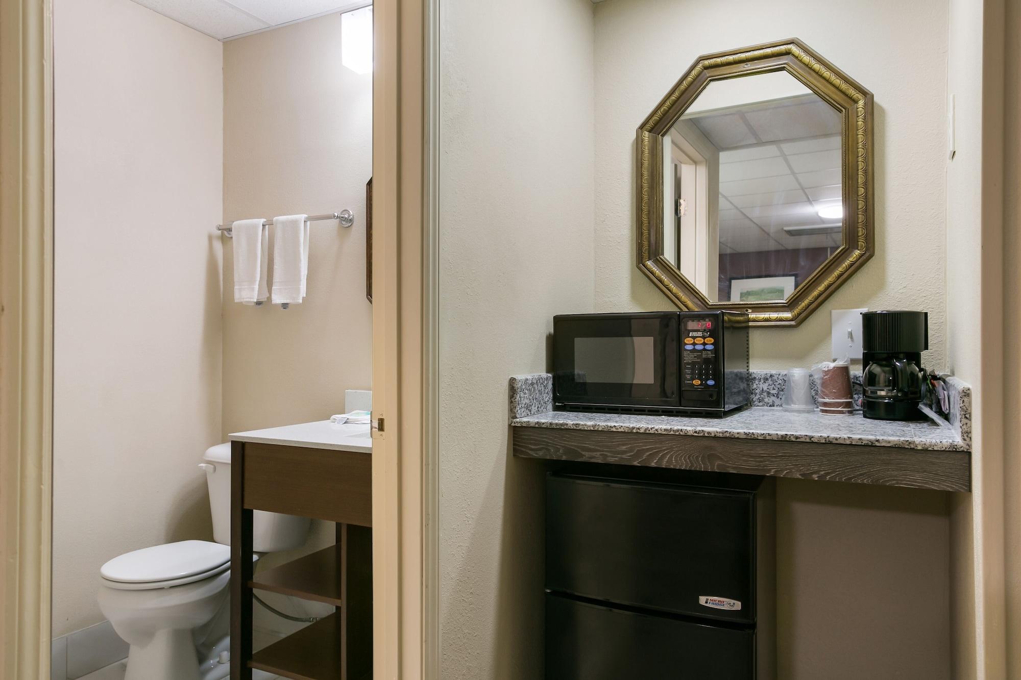 Eisenhower Hotel&conference Center Hotel 3*